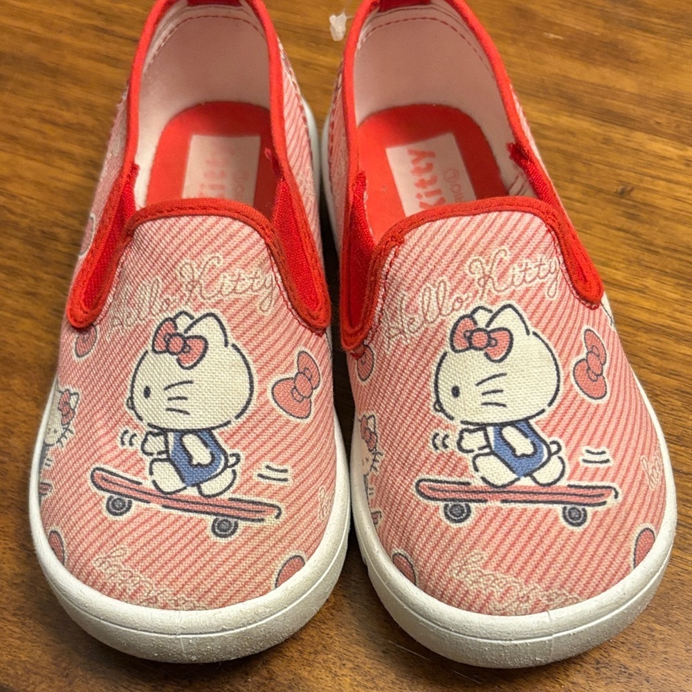 Hello Kitty Kids Slip On Sneakers by Sanrio - Size 9.5 Baby Toddler